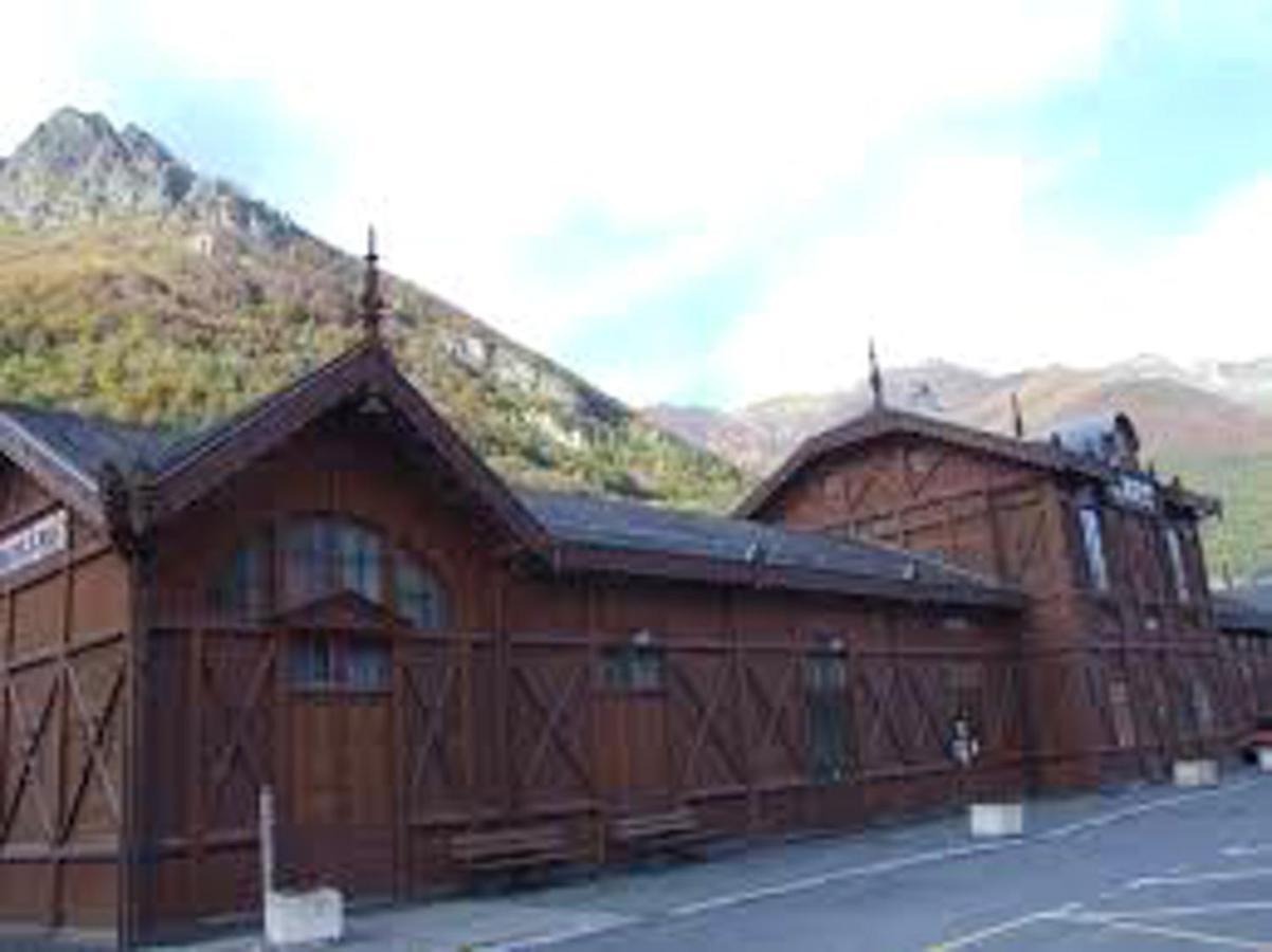 Appartement Charmant A Cauterets 27 M² Vue Sur La Ville Exterior photo